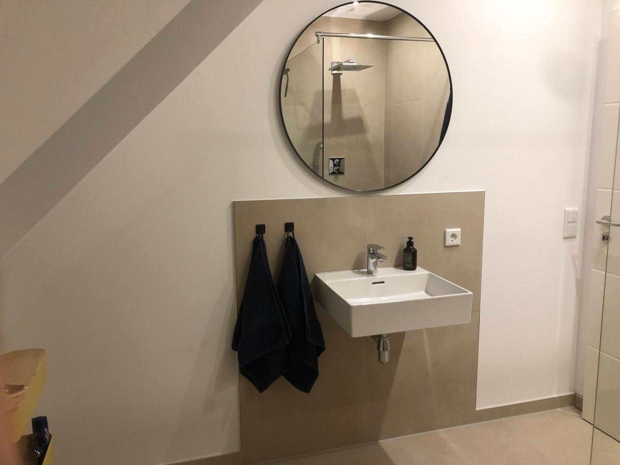 Monteurwohnung - Ferienwohnung Piesberger Bagian luar foto